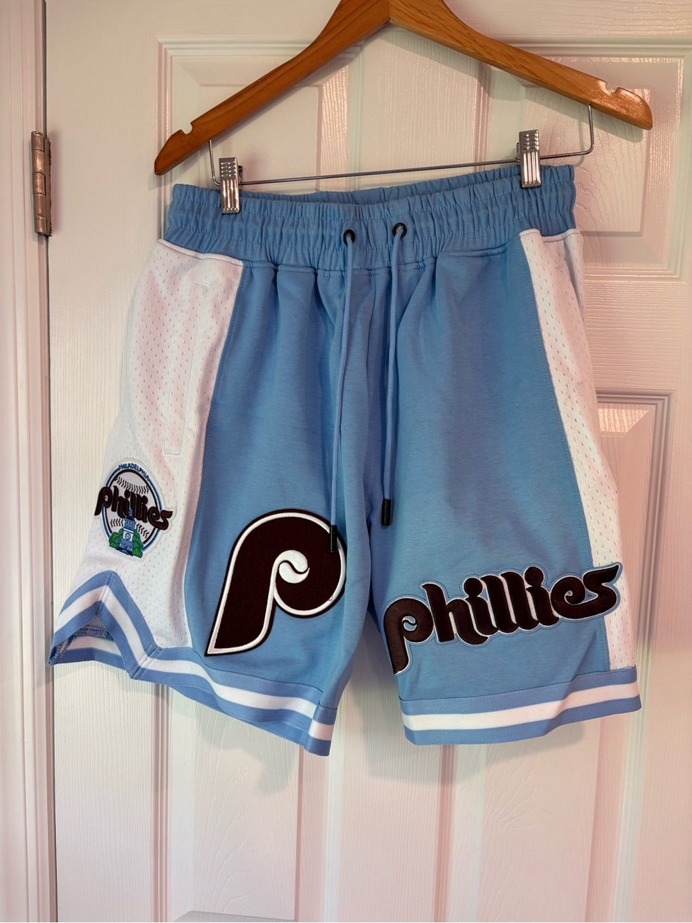 Pro Standard Philadelphia Phillies Retro Classic DK 2.0 shorts in sky blue M NWT